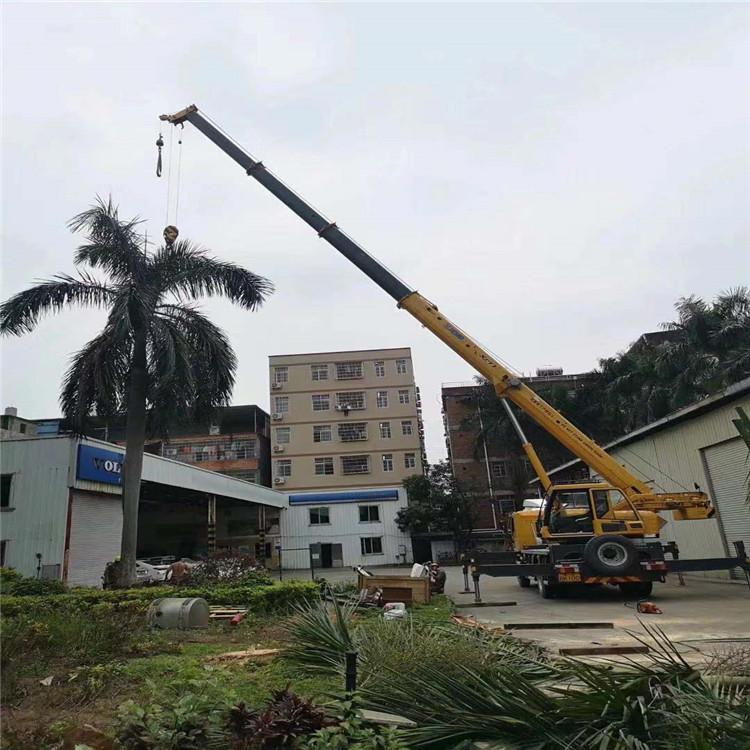 乳山12吨吊车出租一天的收费标准是什么