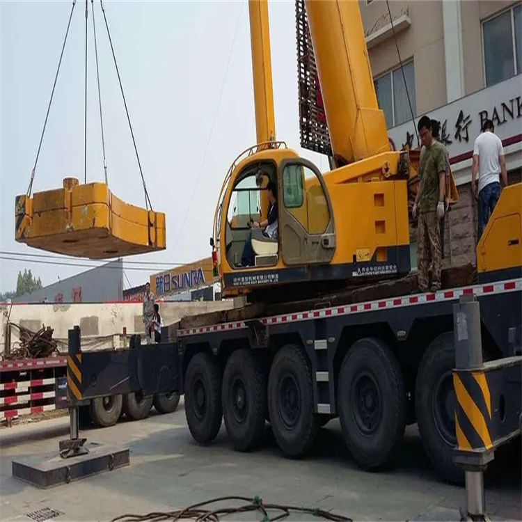 乳山当地吊车出租|机器吊装|75吨|工厂搬迁服务